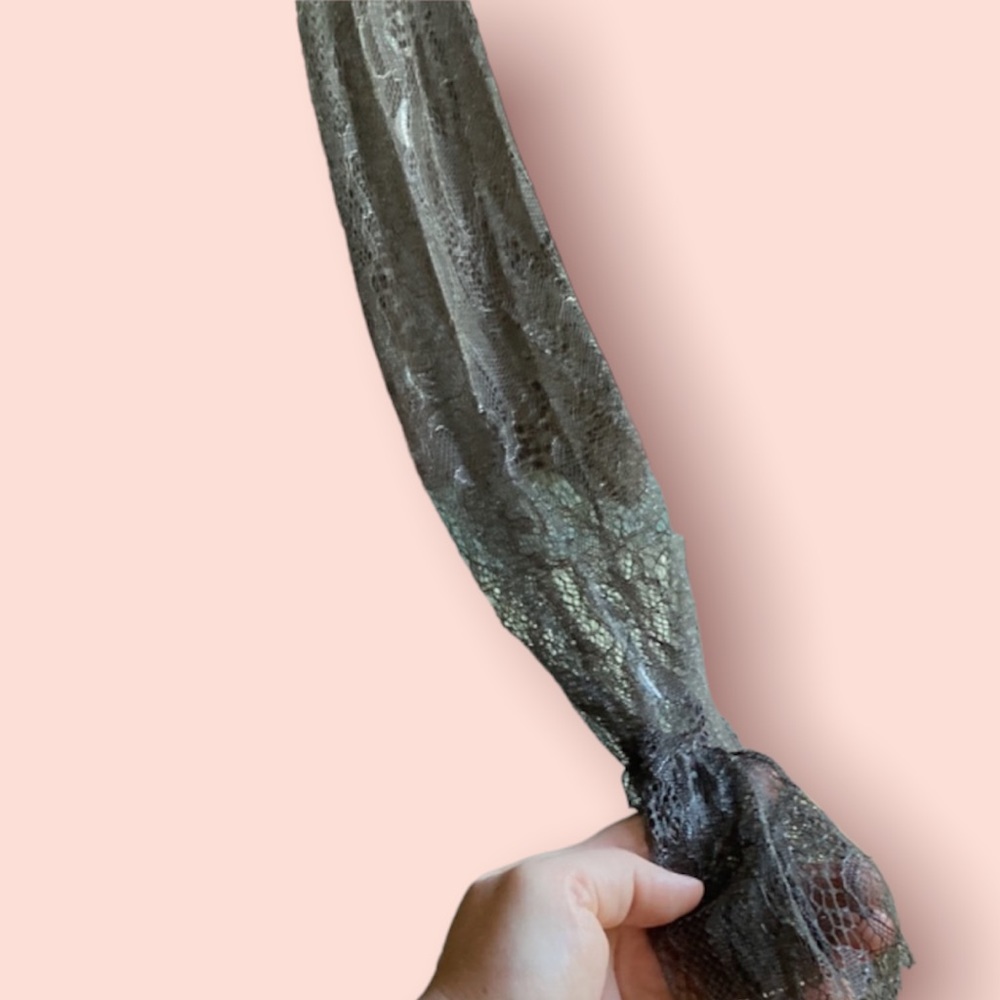 NWT Silky Lace Yoke Blouse - Picture 7 of 10